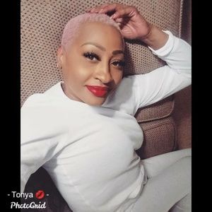 Meet your Posher, Tonya